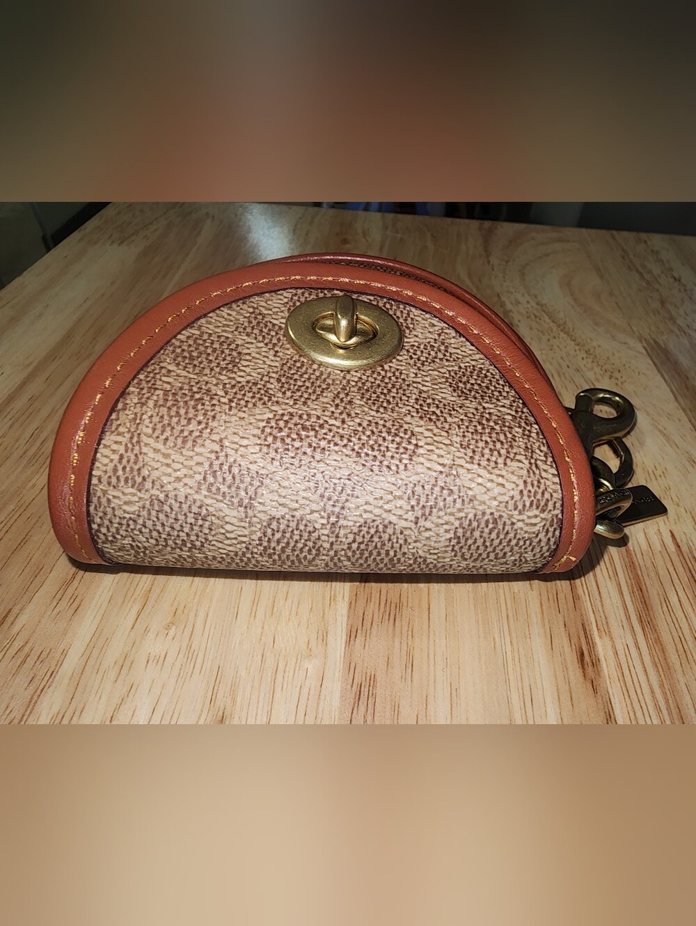Coach Saddle Bag Brown Signature Tan Mini Turnlock Purse Charm NWOT - Picture 5 of 9